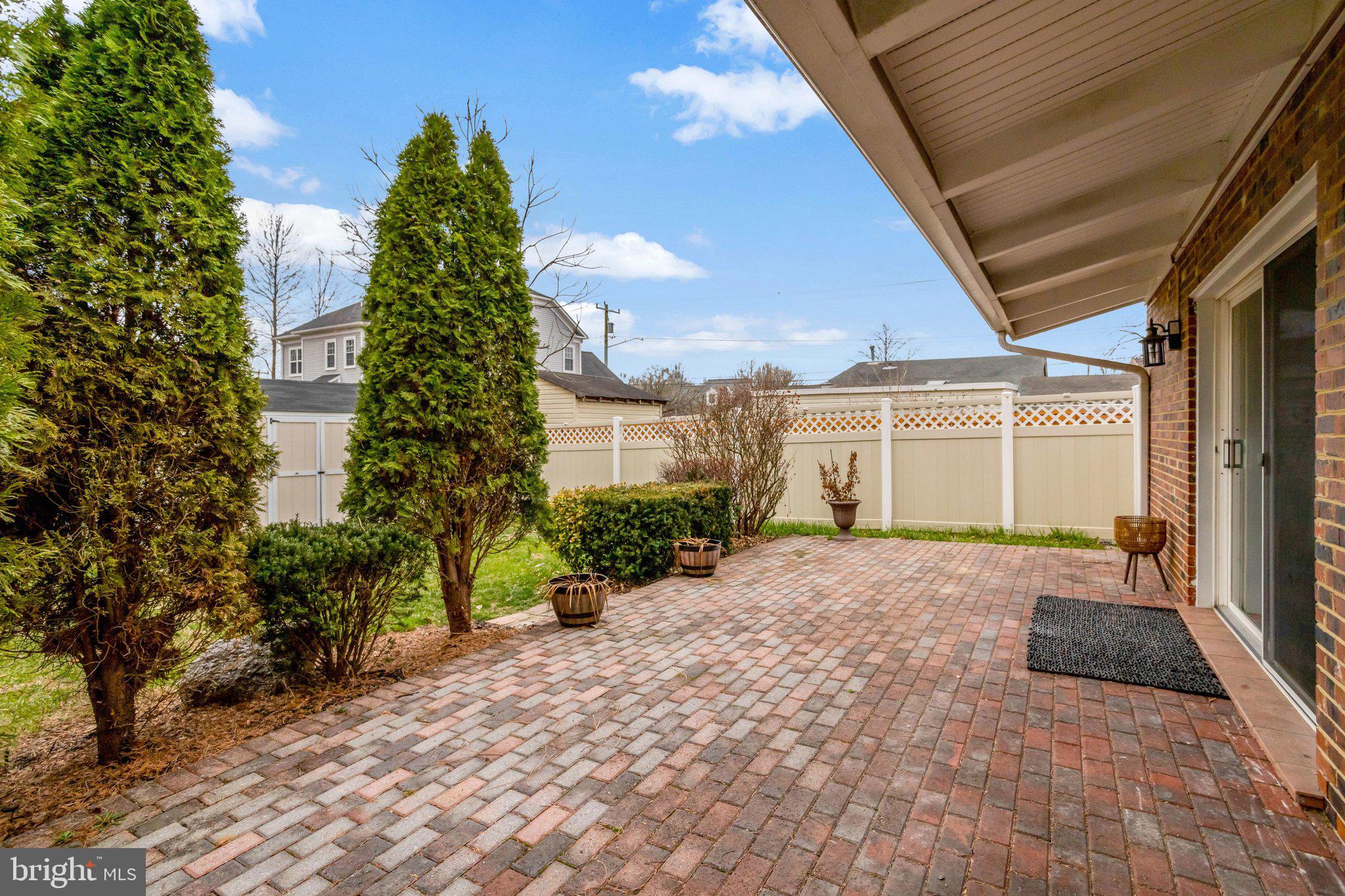 2800 JOSEPH MAKELL COURT