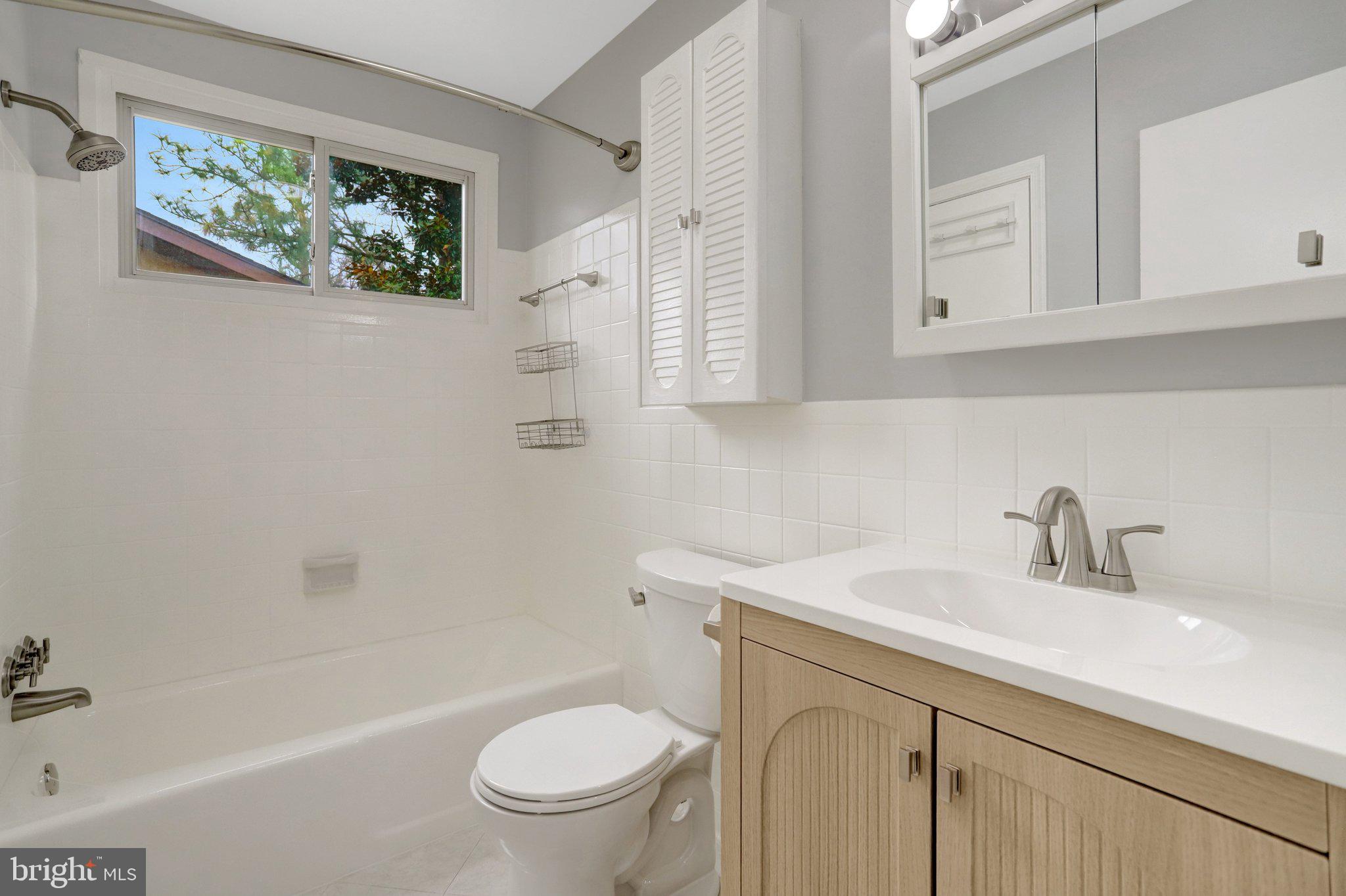 2800 JOSEPH MAKELL COURT