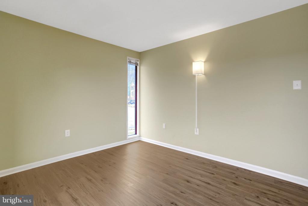 2800 JOSEPH MAKELL COURT