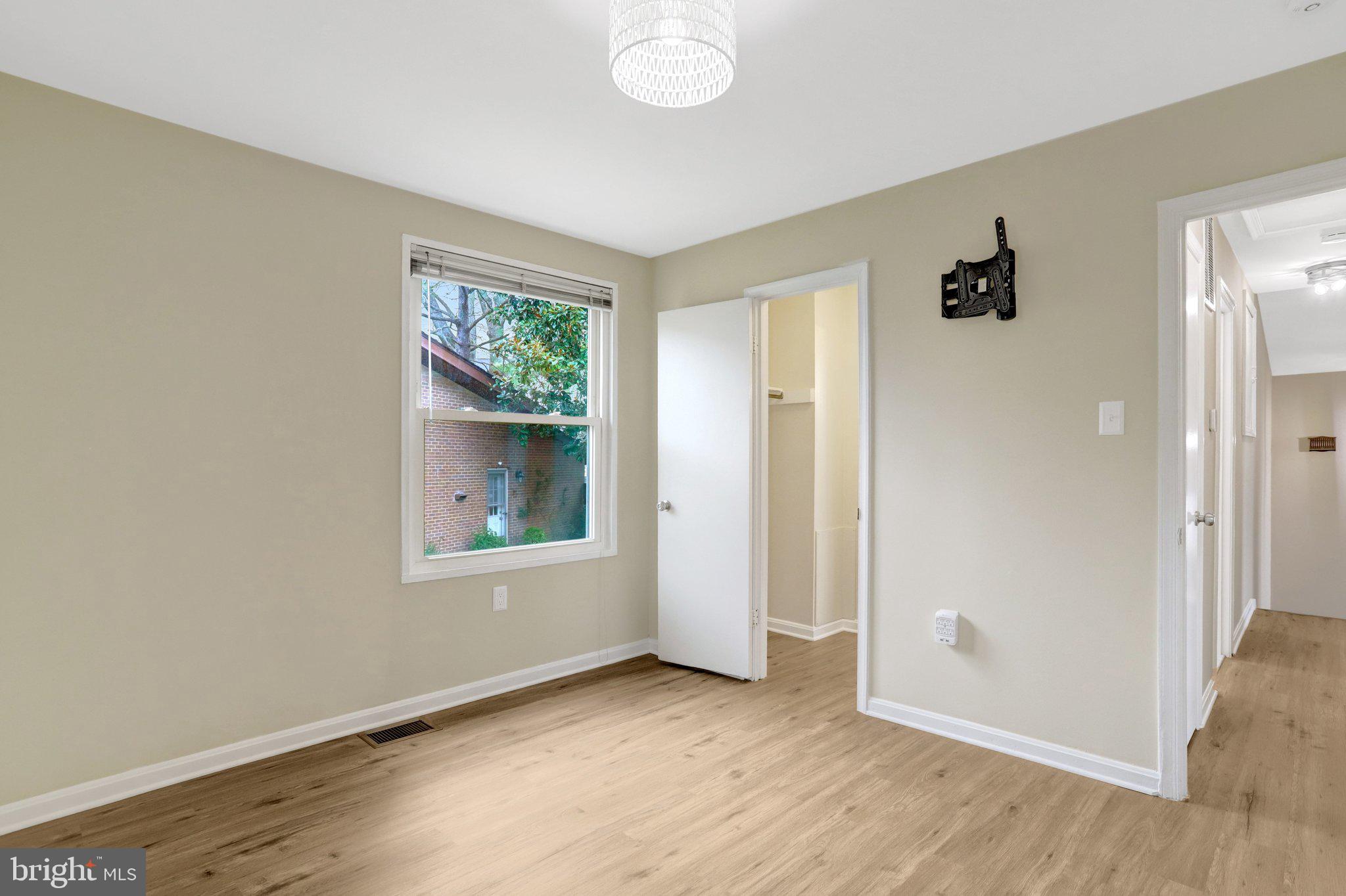 2800 JOSEPH MAKELL COURT