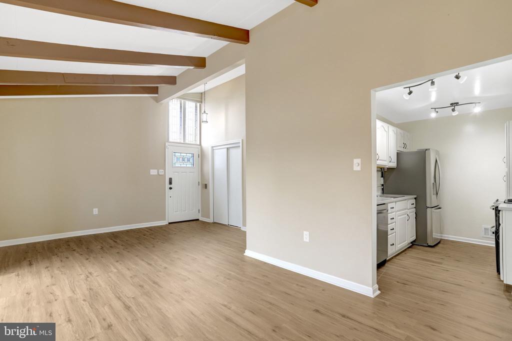 2800 JOSEPH MAKELL COURT