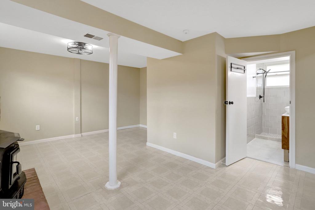 2800 JOSEPH MAKELL COURT