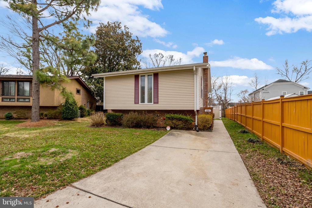 2800 JOSEPH MAKELL COURT