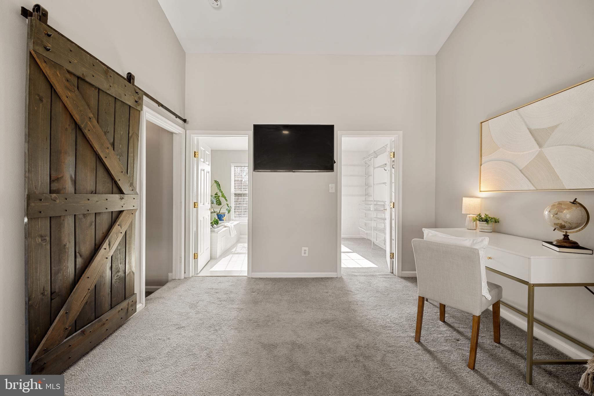 8346 HUNTER MURPHY CIRCLE