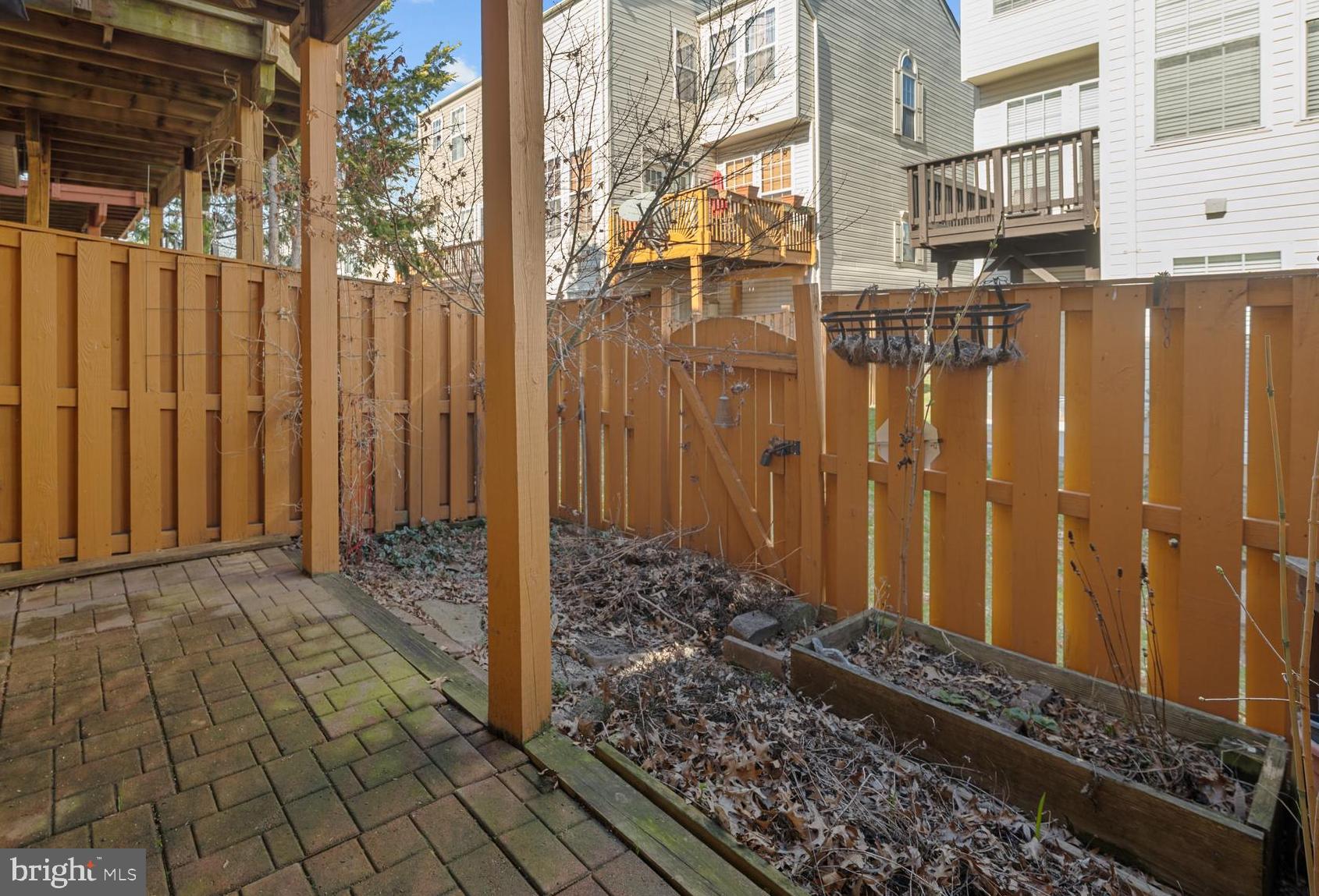 8346 HUNTER MURPHY CIRCLE