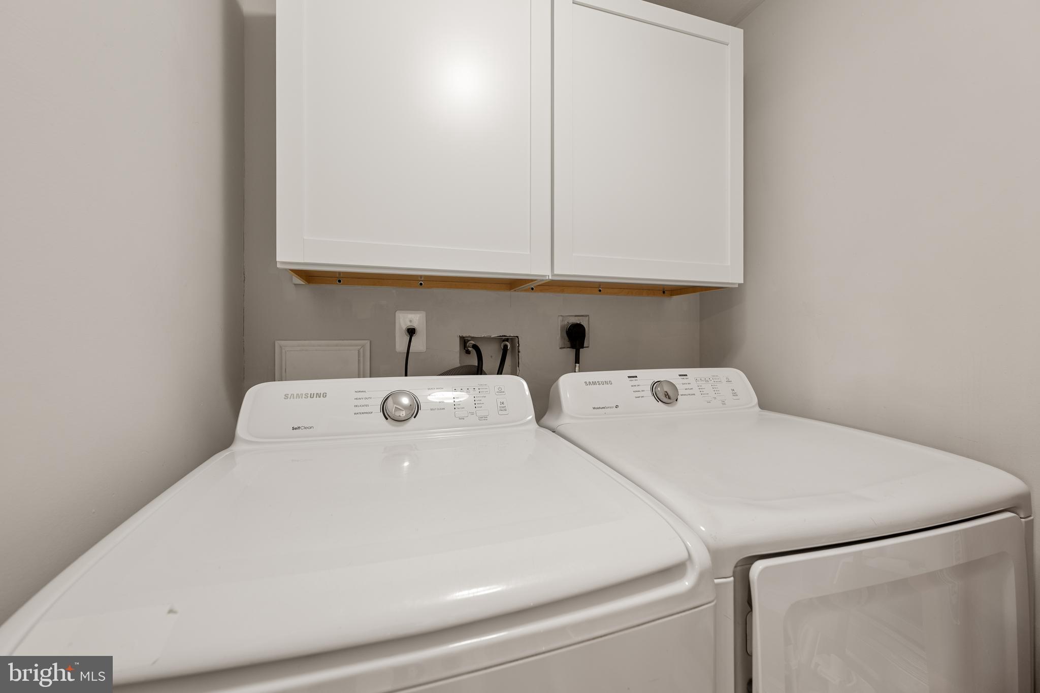 8346 HUNTER MURPHY CIRCLE