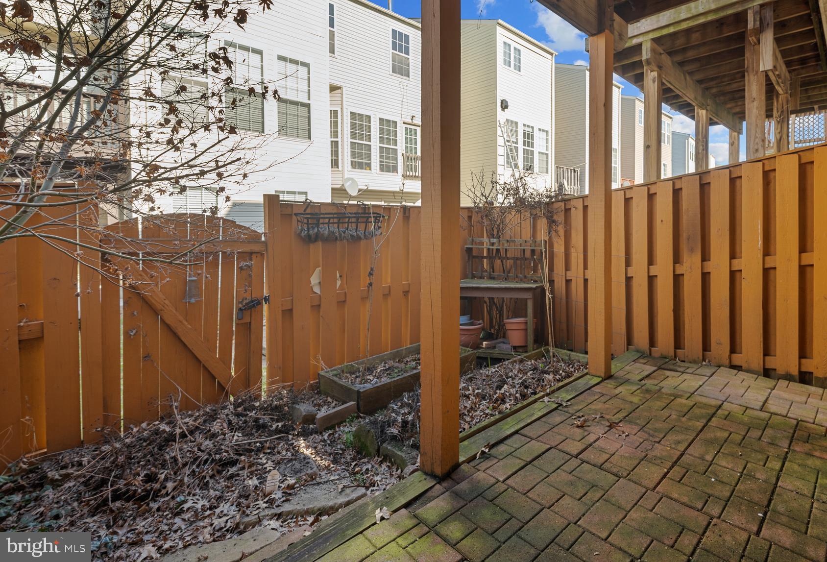 8346 HUNTER MURPHY CIRCLE