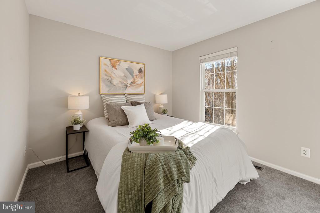 8346 HUNTER MURPHY CIRCLE