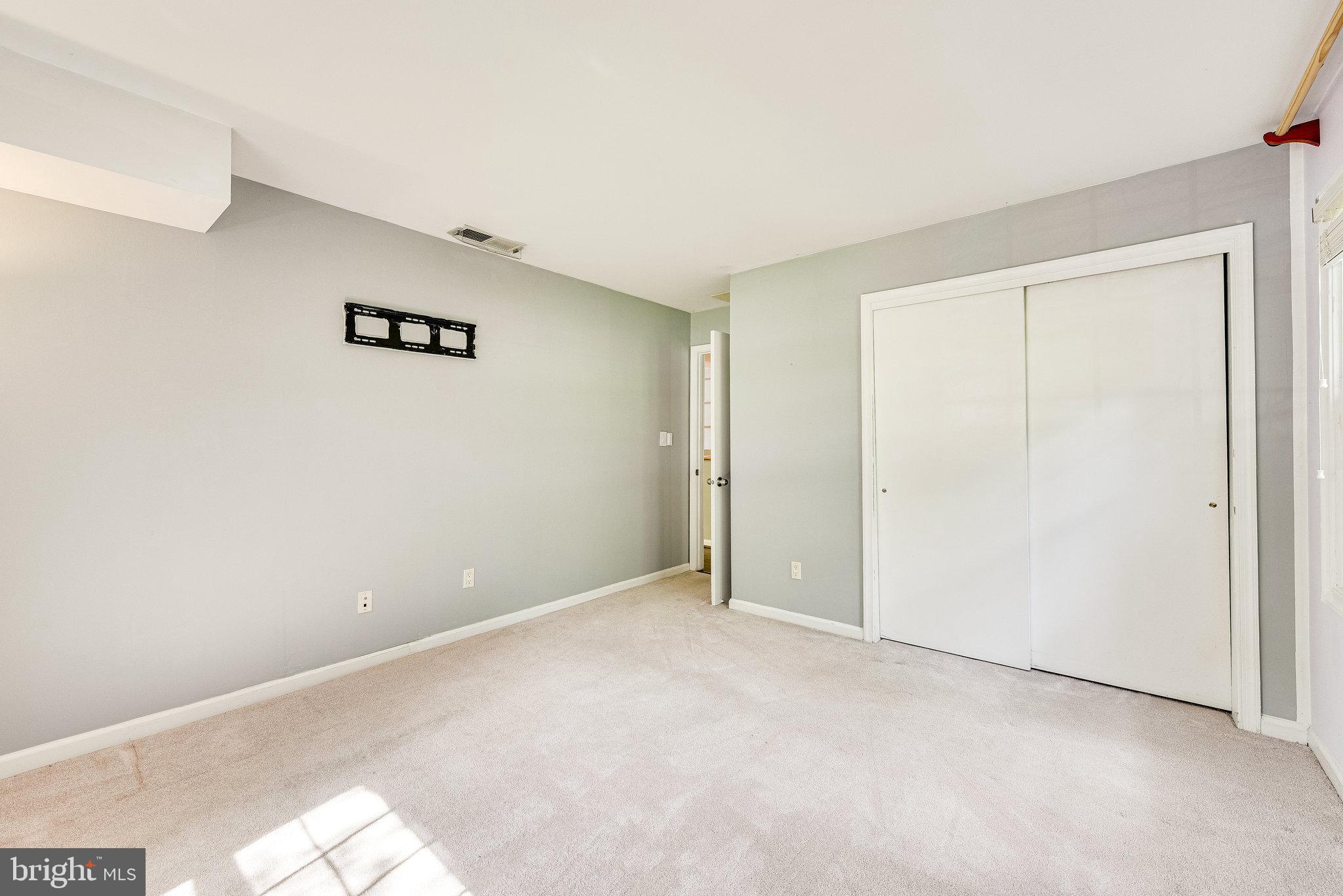 5909 PRINCE JAMES DRIVE B B