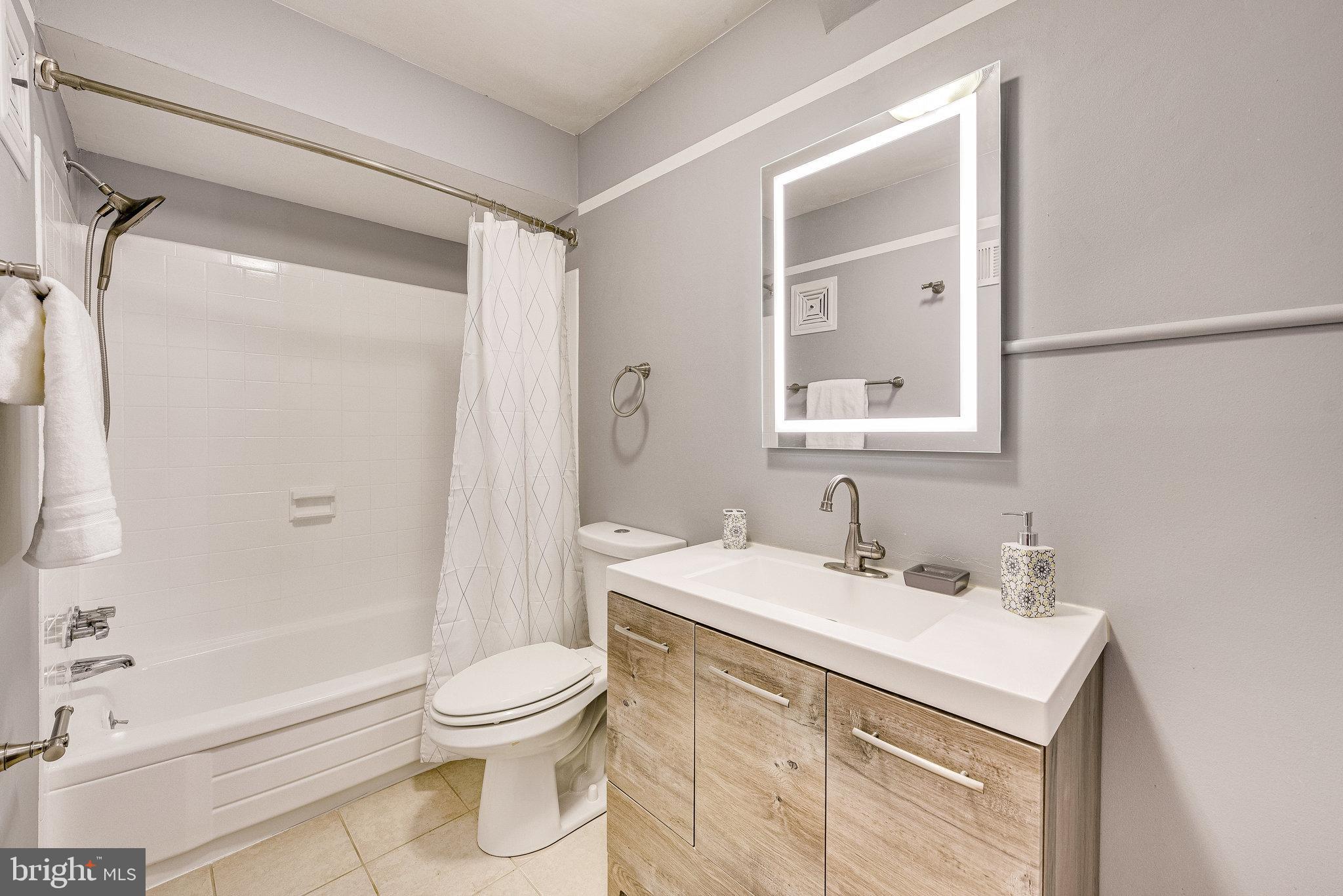 5909 PRINCE JAMES DRIVE B B