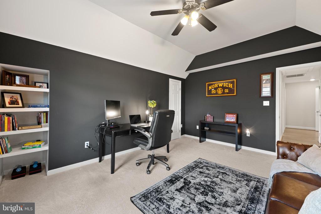 6208 GUILFORD DRIVE
