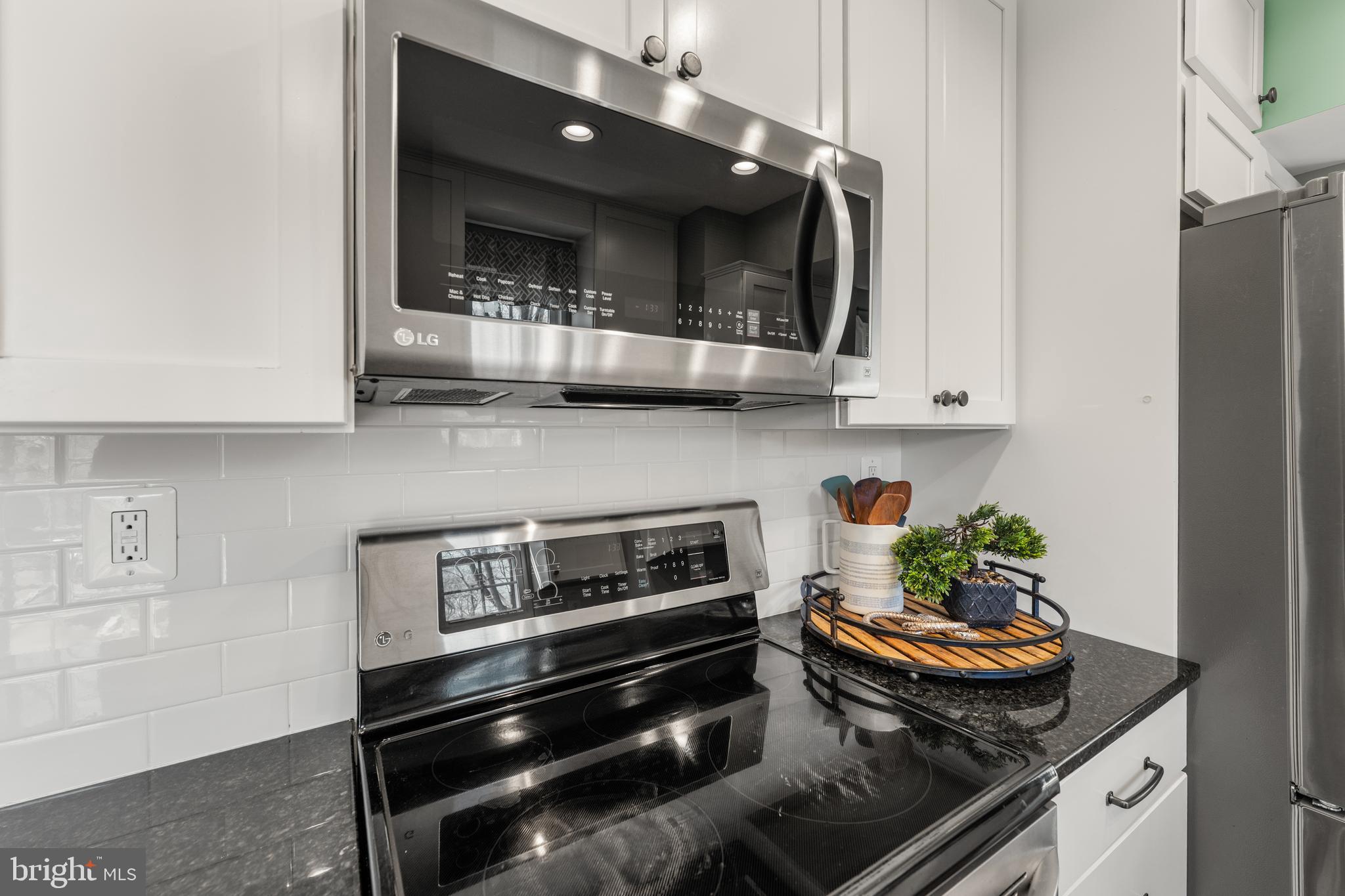 9078 BROOK FORD ROAD