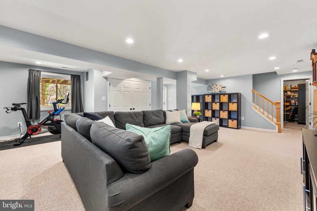 9078 BROOK FORD ROAD