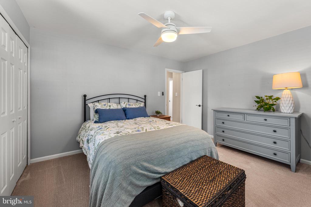 9078 BROOK FORD ROAD