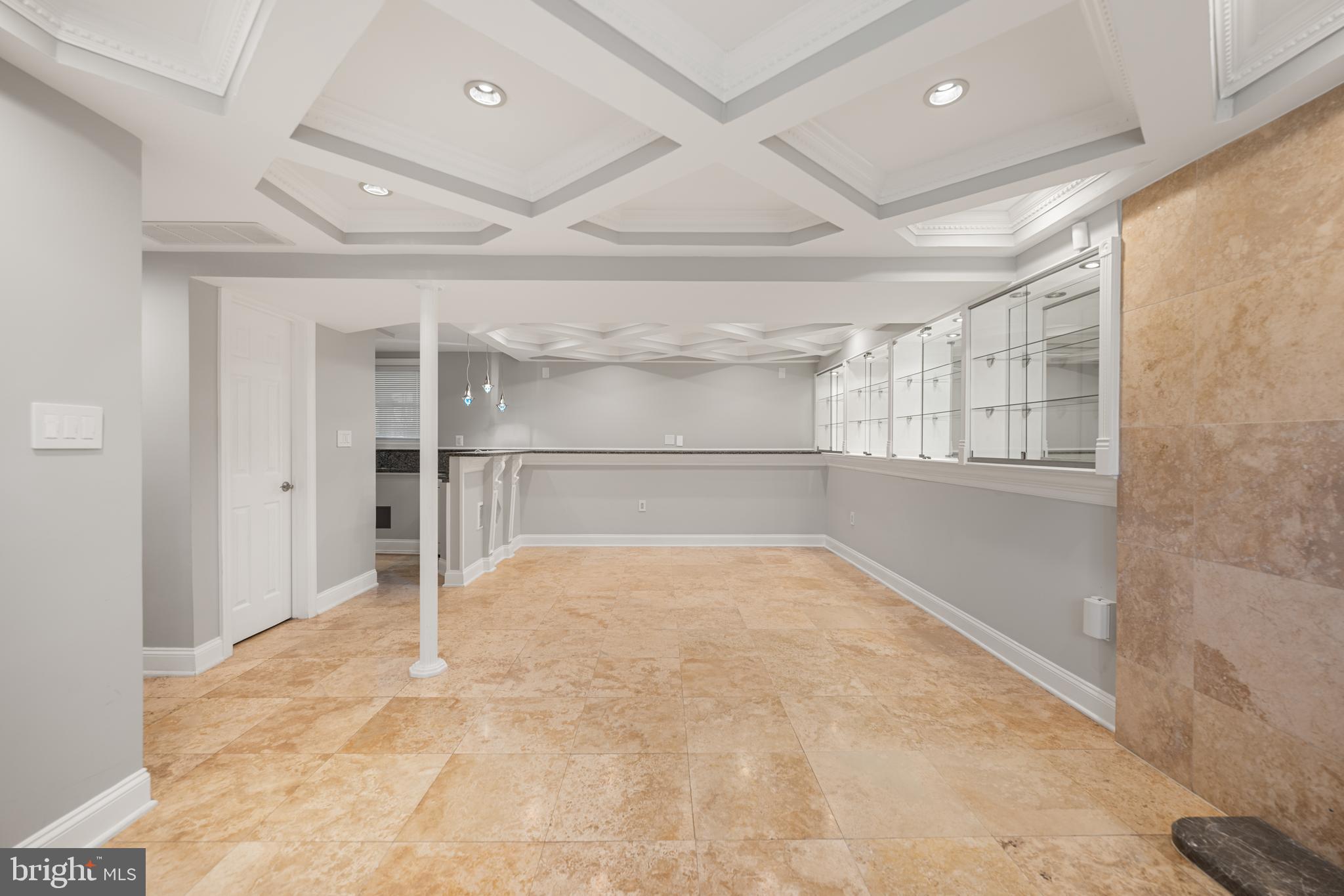 8463 YELLOW LEAF COURT