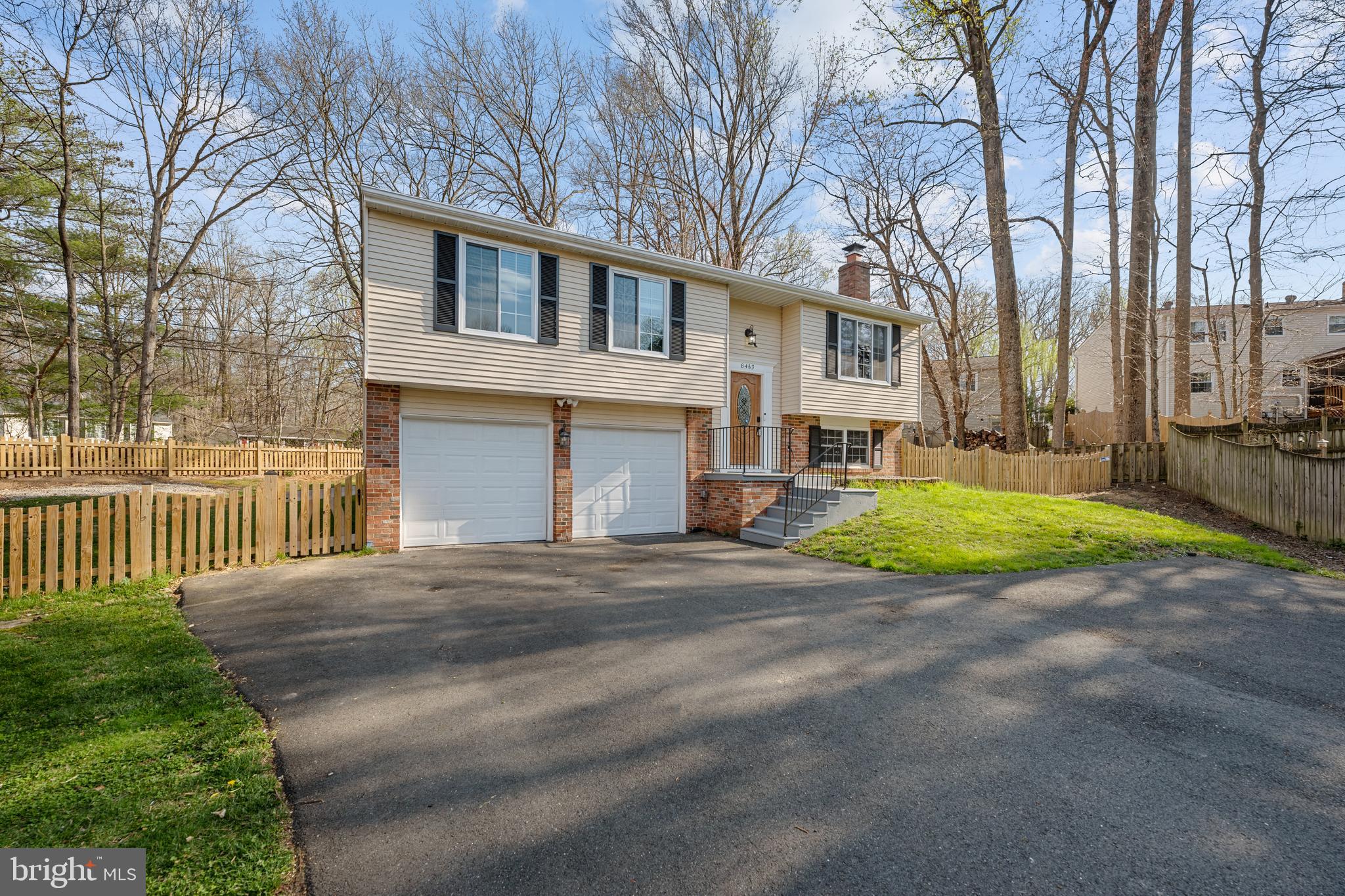 8463 YELLOW LEAF COURT