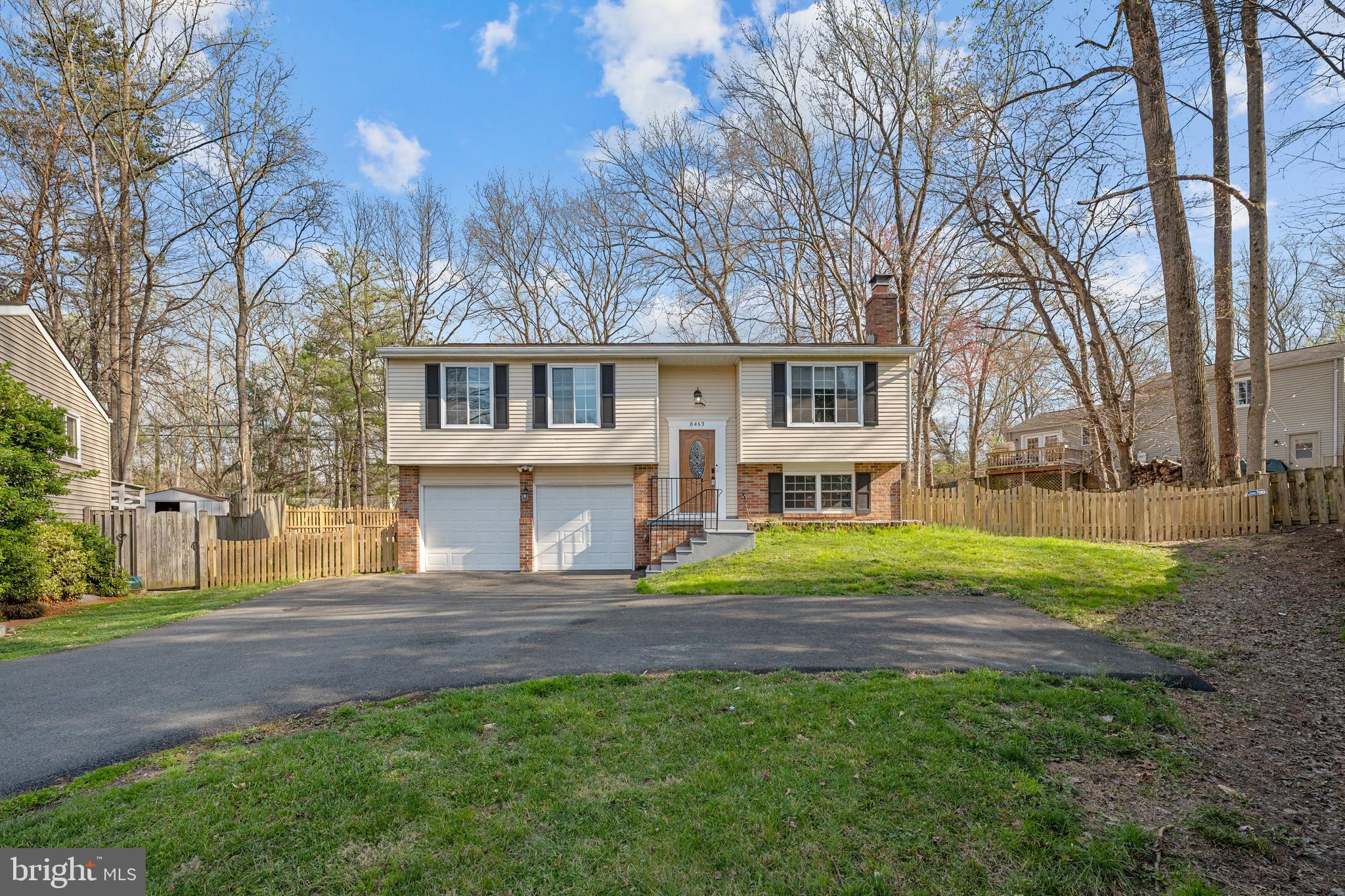 8463 YELLOW LEAF COURT