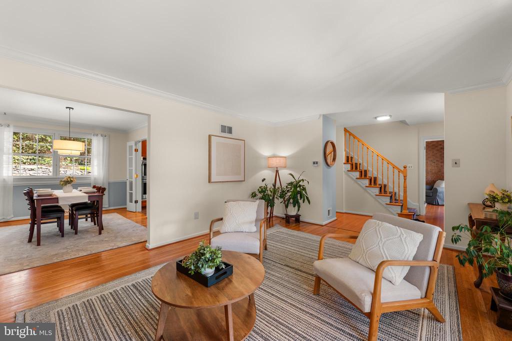 6703 NORVIEW COURT