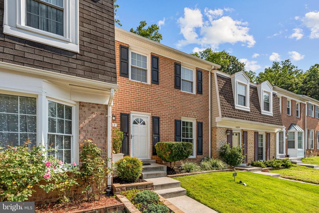 6317 BUFFIE COURT