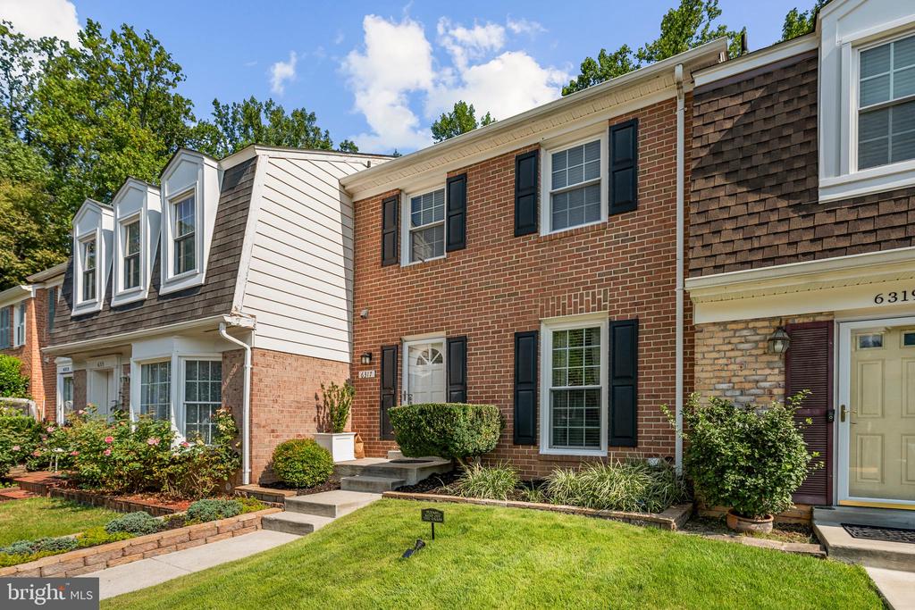 6317 BUFFIE COURT