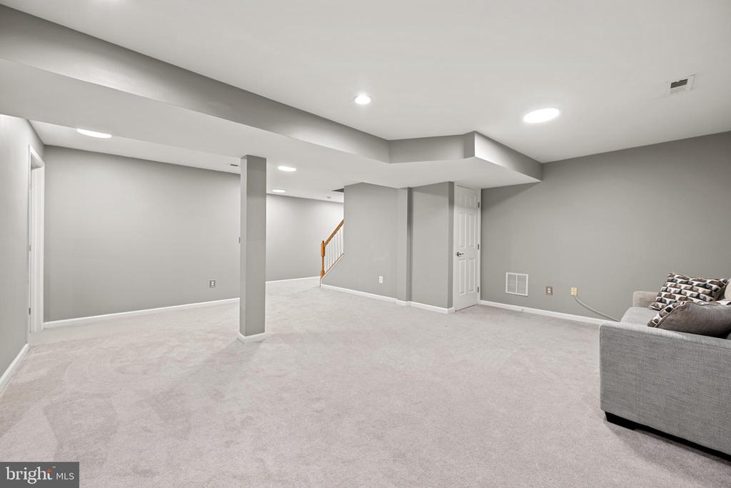 9150 STONEGARDEN DRIVE