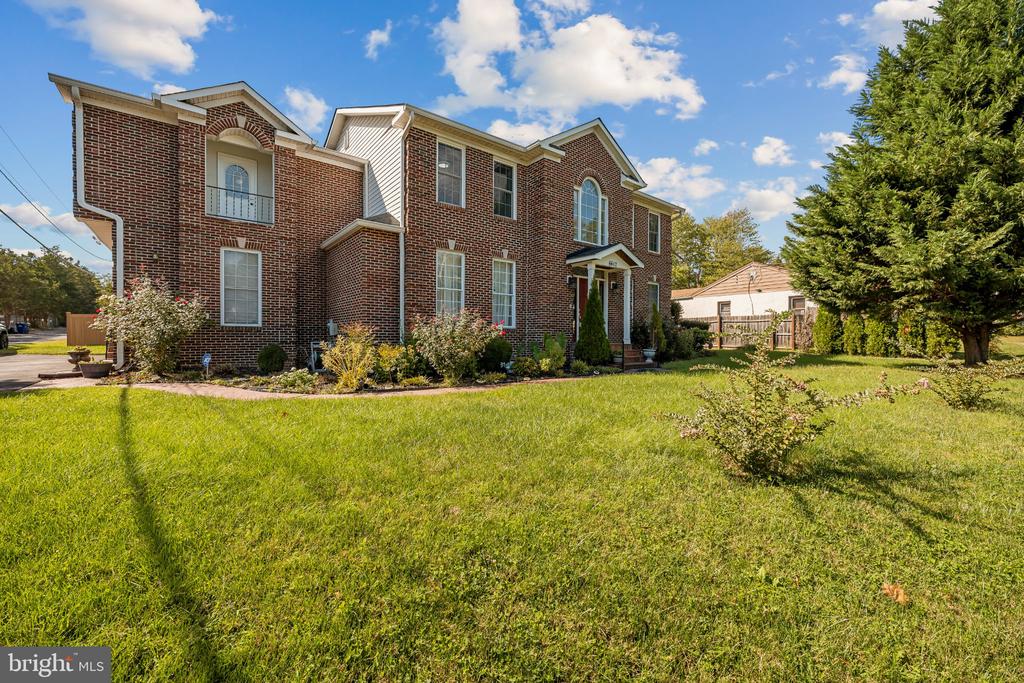 6612 QUANDER ROAD