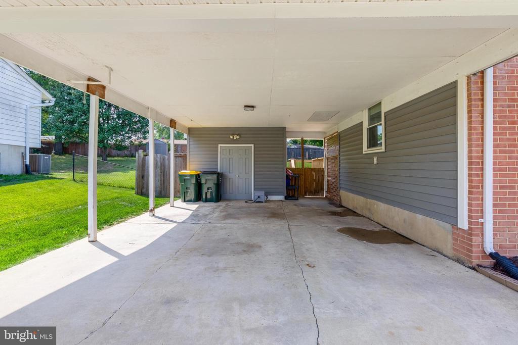 6006 RIVANNA DRIVE