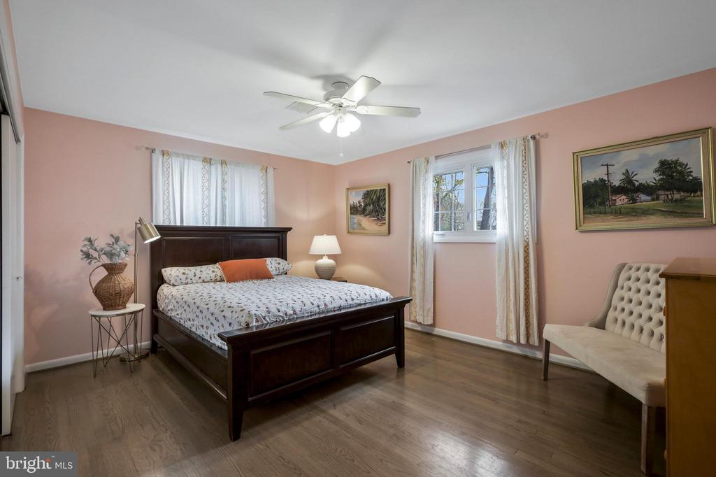3113 WOODLAND LANE
