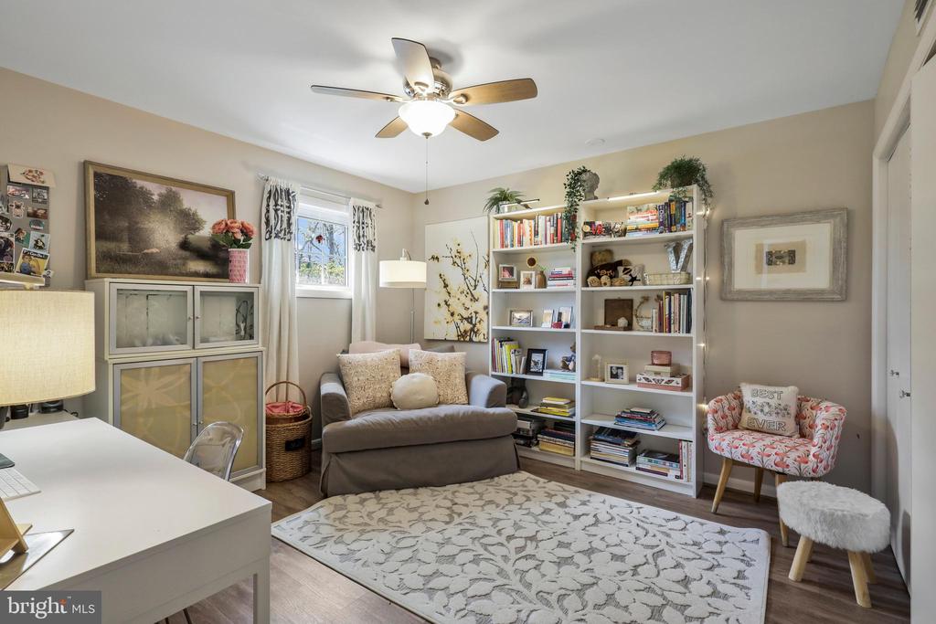 3113 WOODLAND LANE