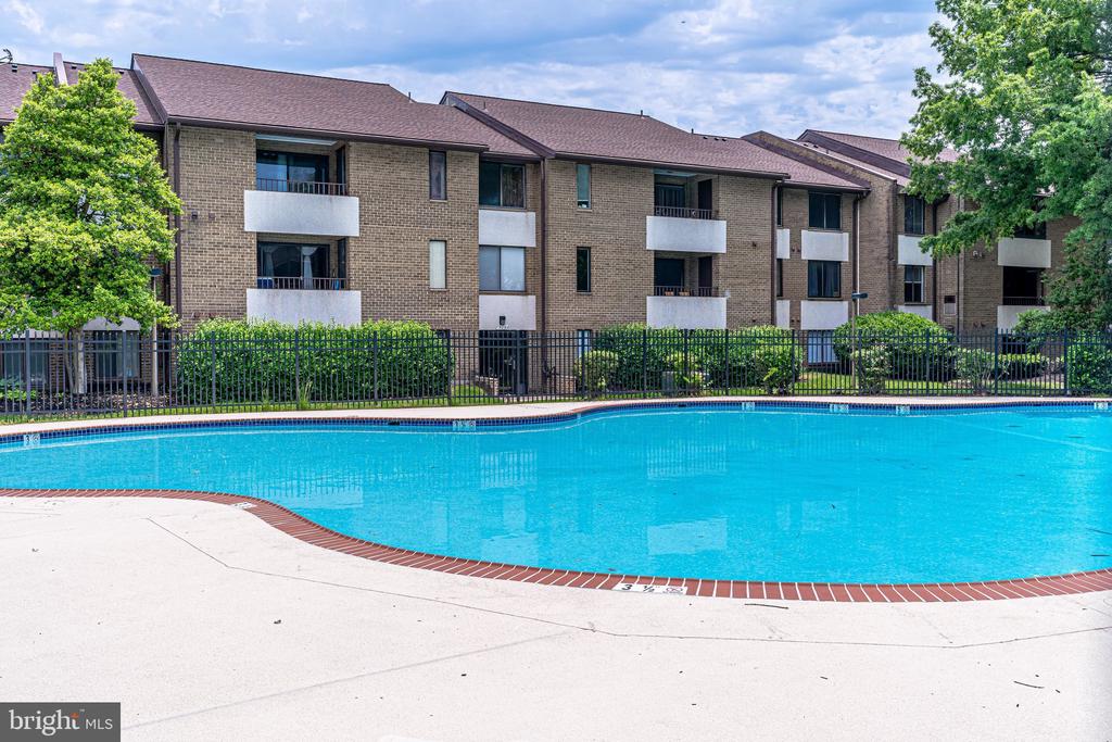 551 FLORIDA AVENUE Unit: T-3