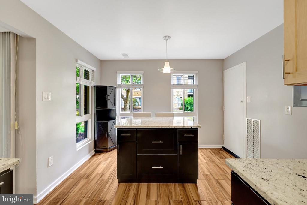 551 FLORIDA AVENUE Unit: T-3