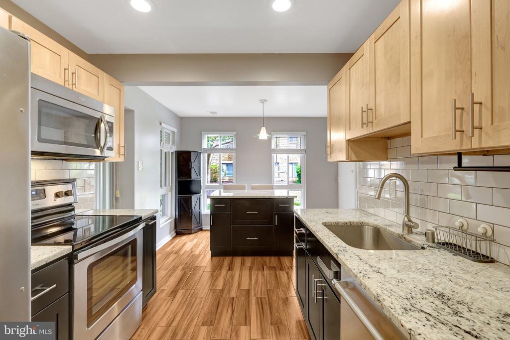 551 FLORIDA AVENUE Unit: T-3