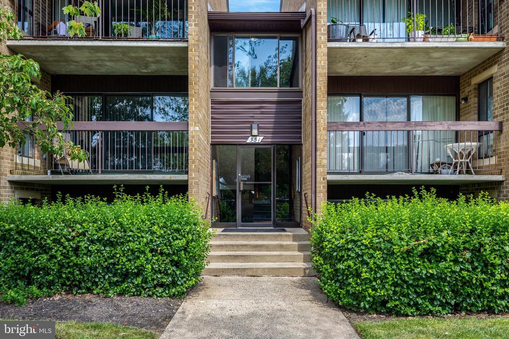 551 FLORIDA AVENUE Unit: T-3