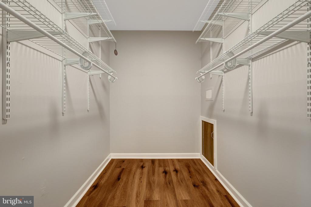 551 FLORIDA AVENUE Unit: T-3