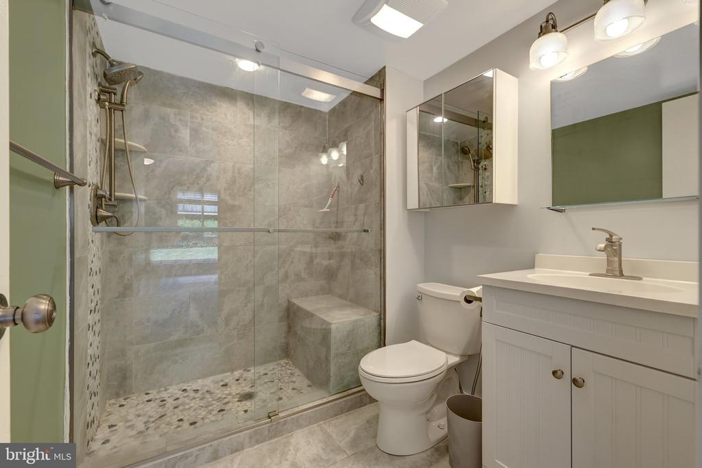 551 FLORIDA AVENUE Unit: T-3