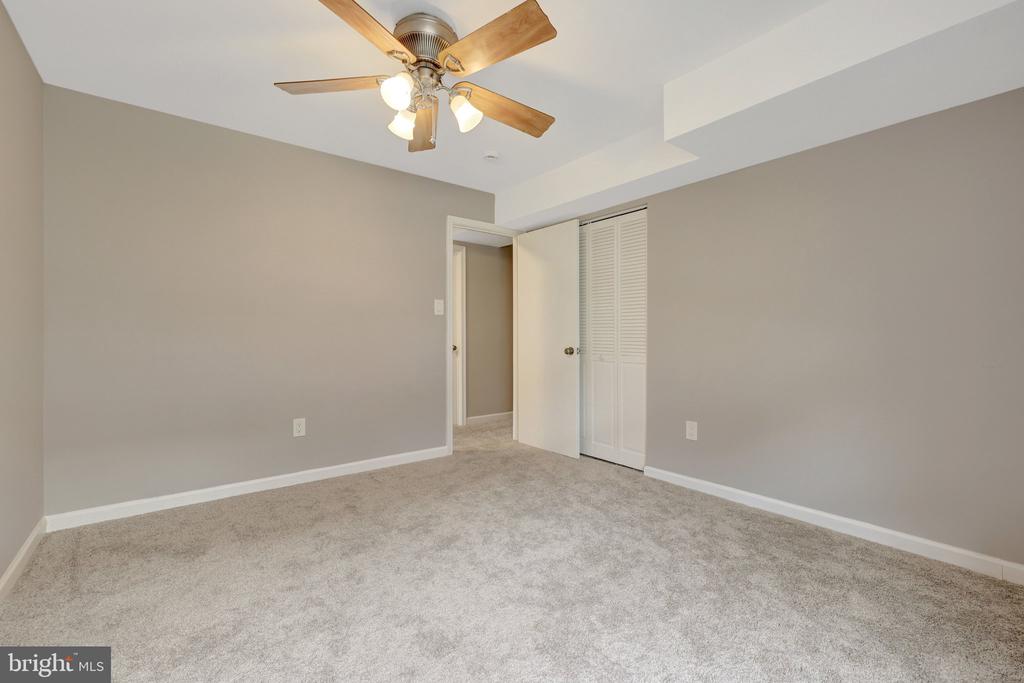 551 FLORIDA AVENUE Unit: T-3