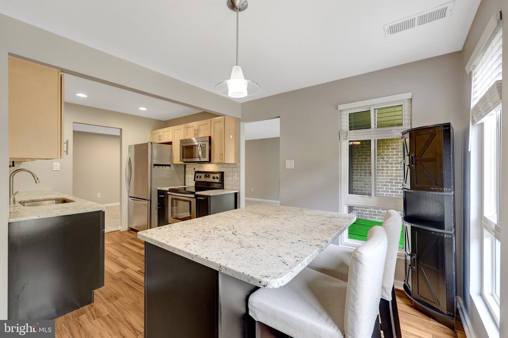 551 FLORIDA AVENUE Unit: T-3