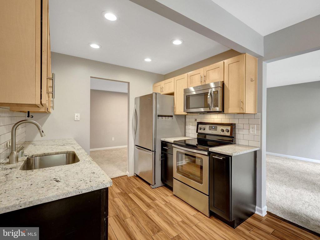551 FLORIDA AVENUE Unit: T-3