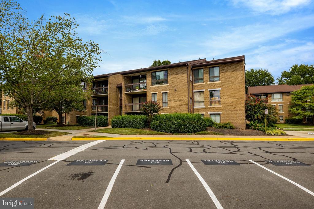 551 FLORIDA AVENUE Unit: T-3