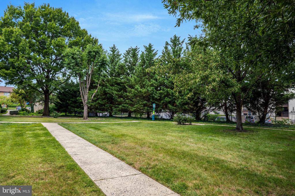 551 FLORIDA AVENUE Unit: T-3