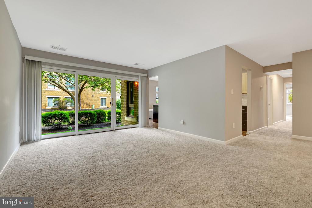 551 FLORIDA AVENUE Unit: T-3
