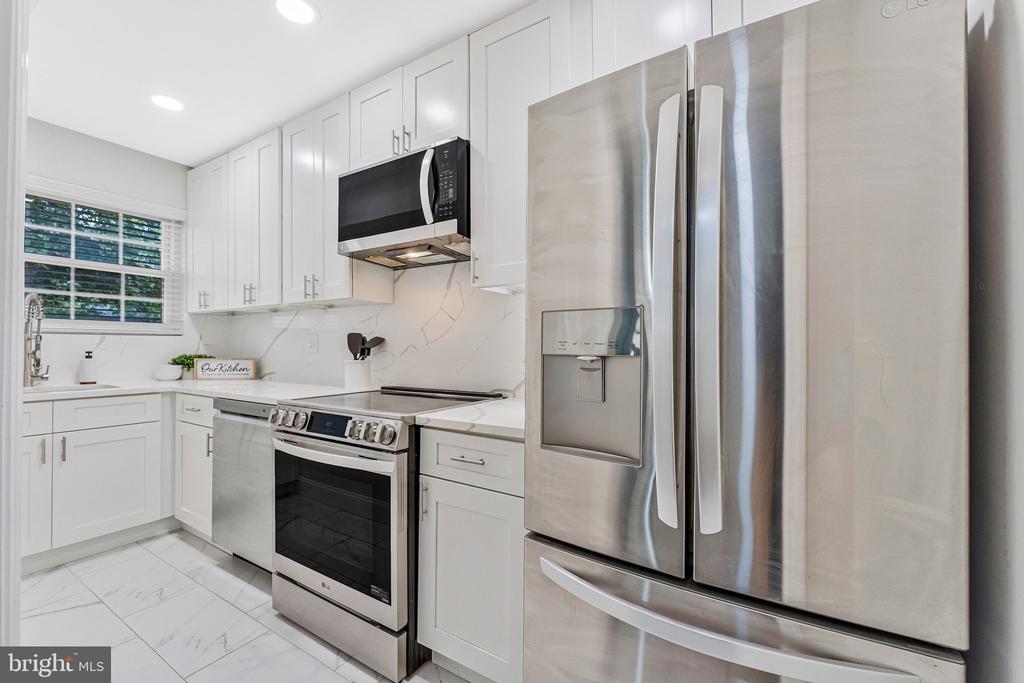 2917 WILLSTON PLACE Unit: 136