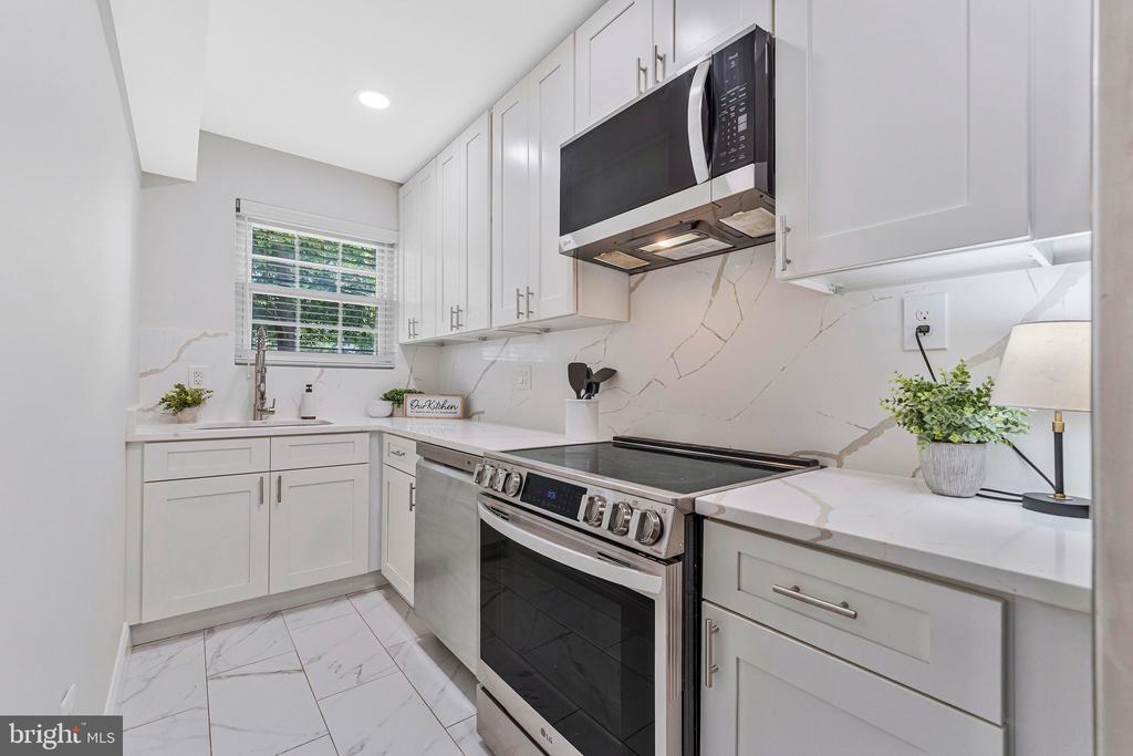 2917 WILLSTON PLACE Unit: 136