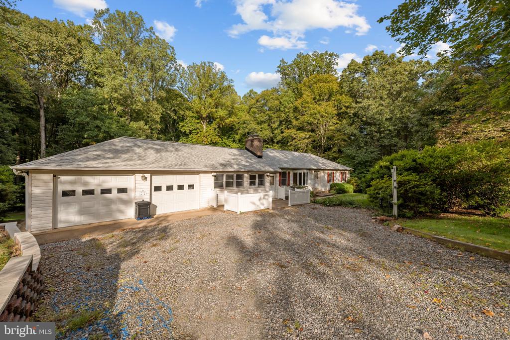 10838 HENDERSON ROAD