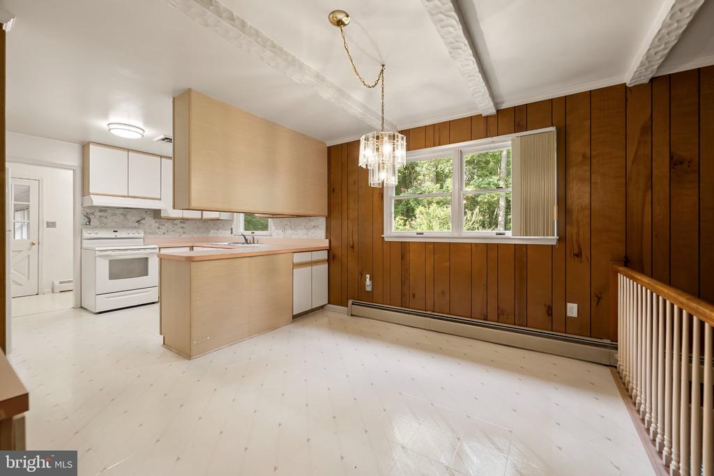 10838 HENDERSON ROAD