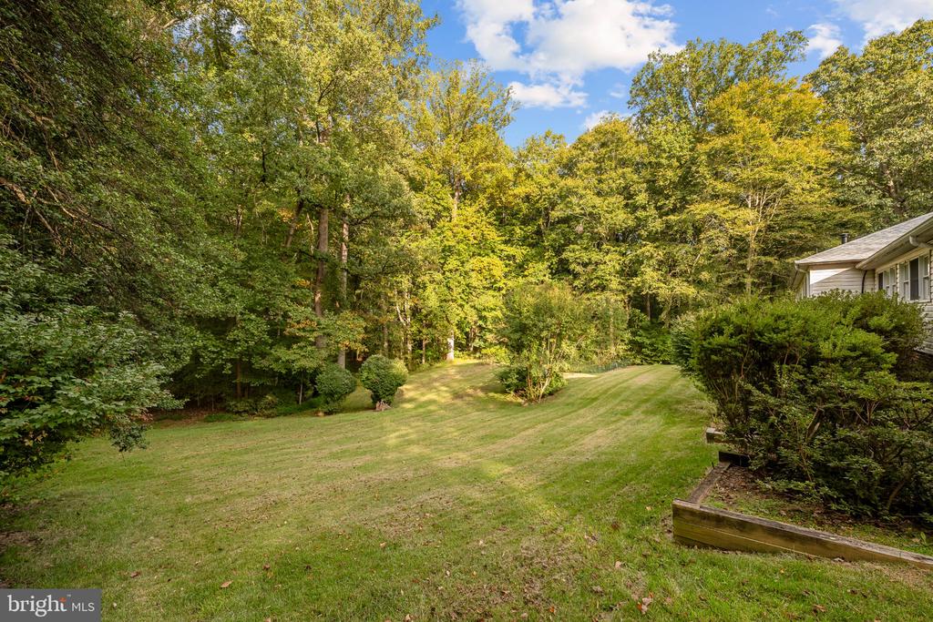 10838 HENDERSON ROAD