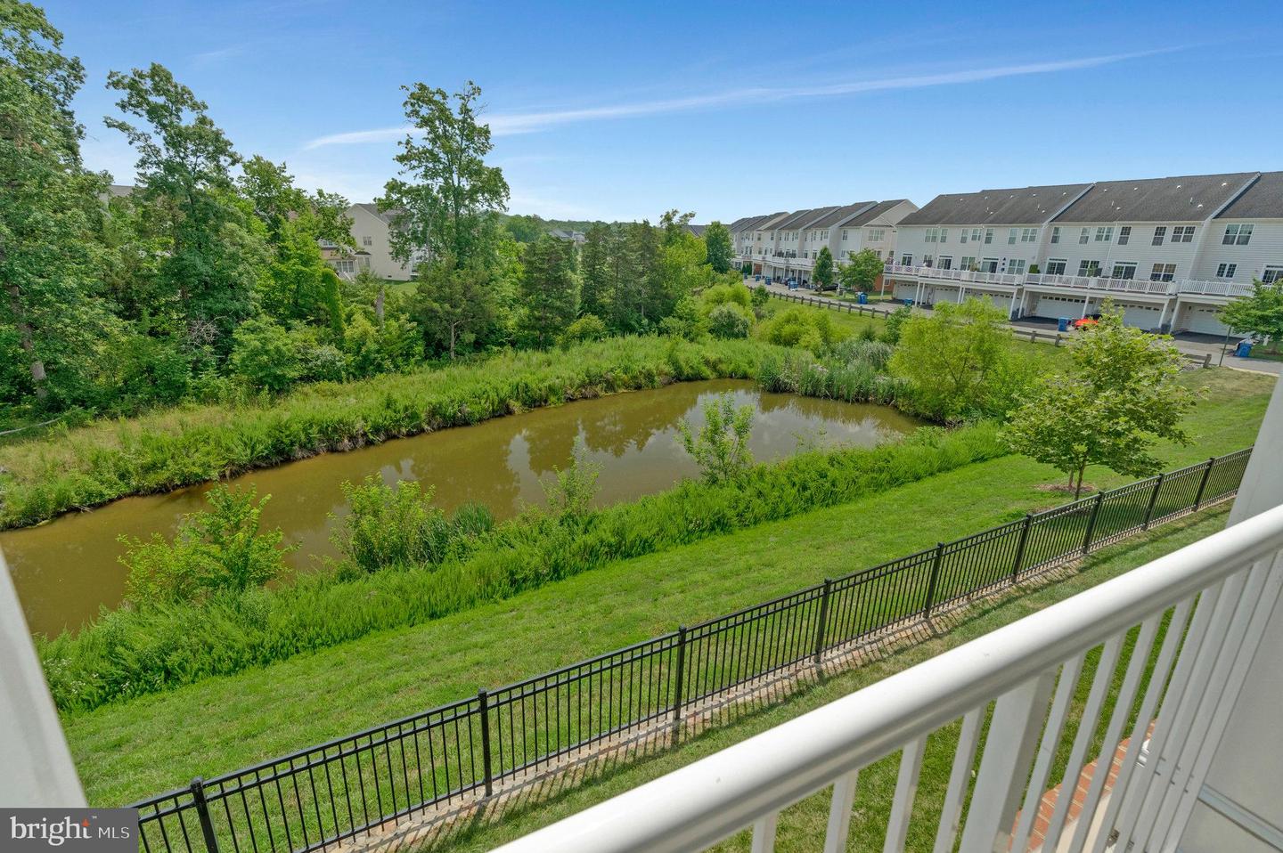 23286 SOUTHDOWN MANOR TER #101