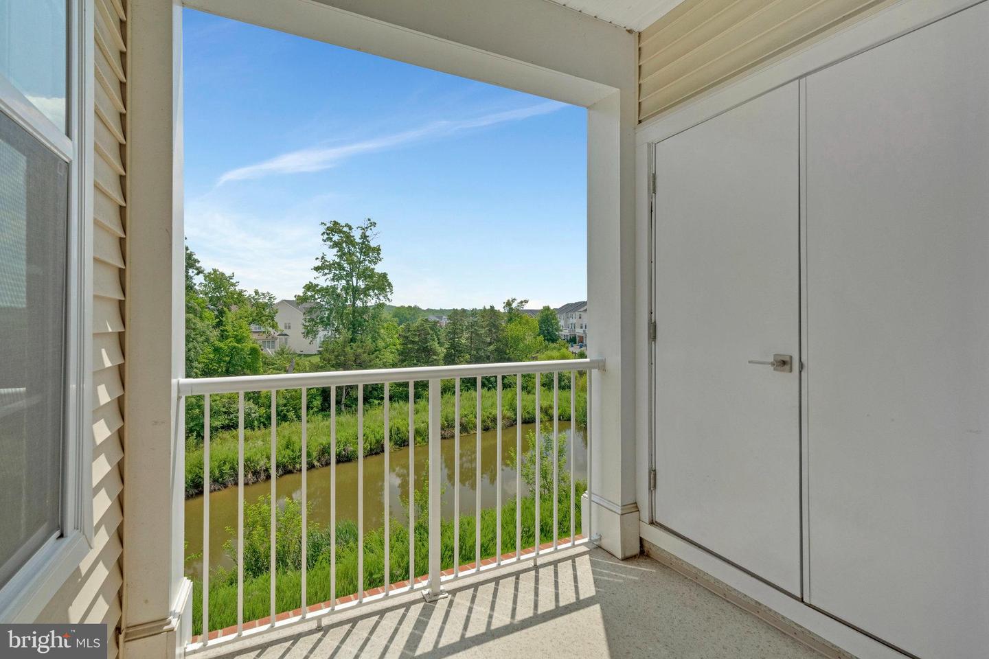23286 SOUTHDOWN MANOR TER #101
