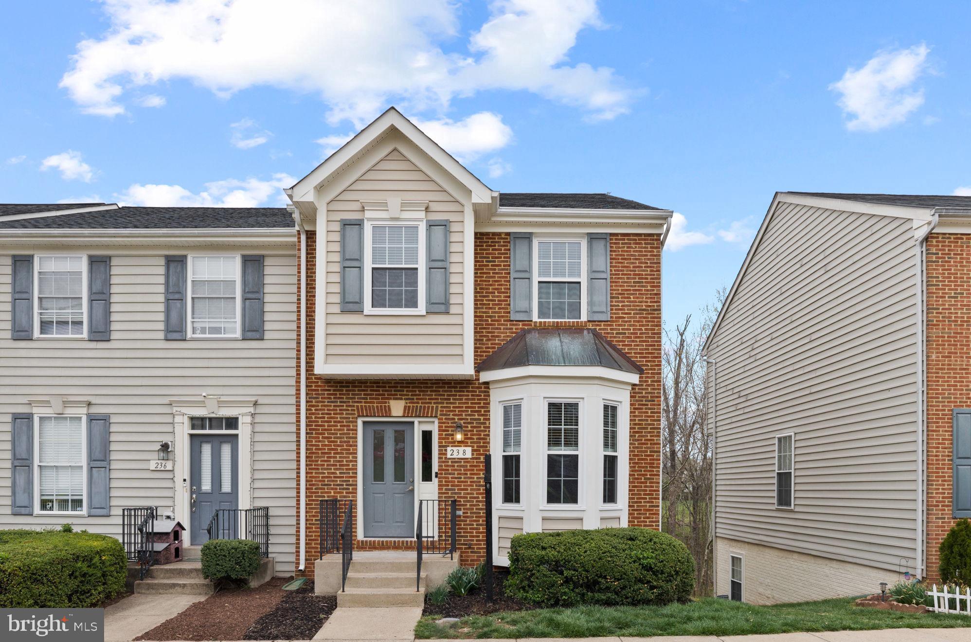 238 Kirby St