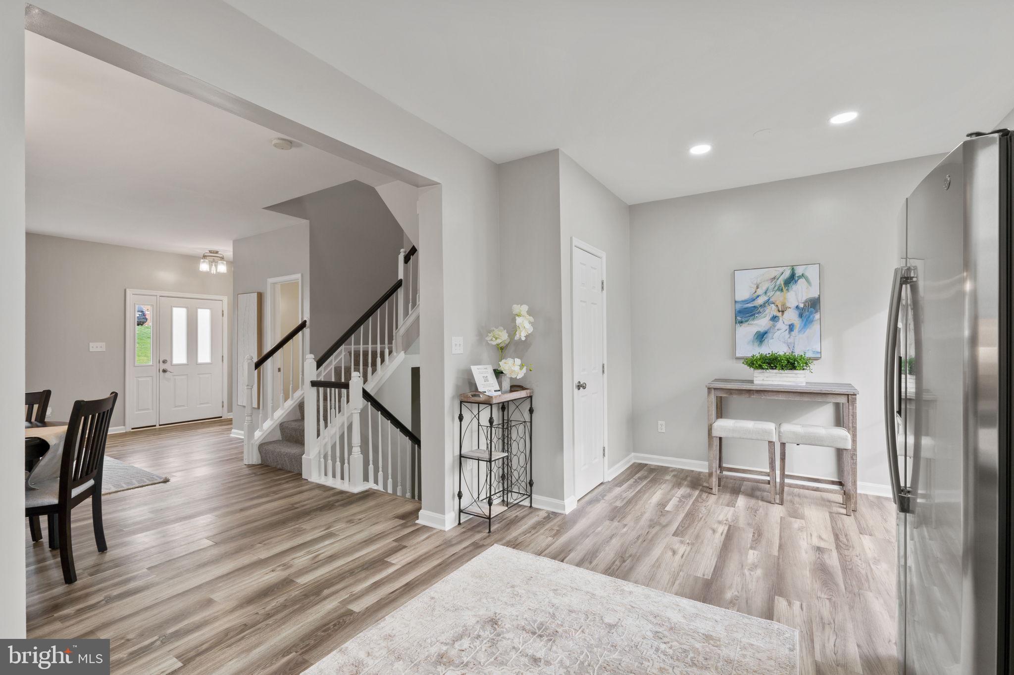238 Kirby St